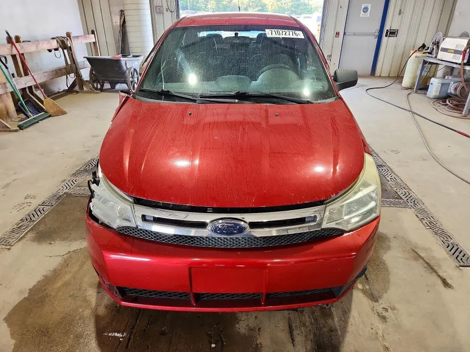 2010 FORD FOCUS SE  