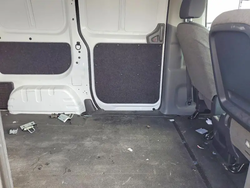 2021 NISSAN NV200 S  