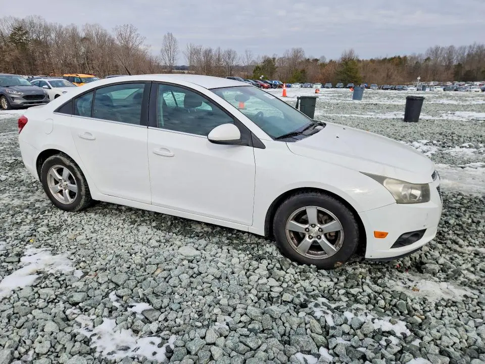 2014 CHEVROLET CRUZE LT  
