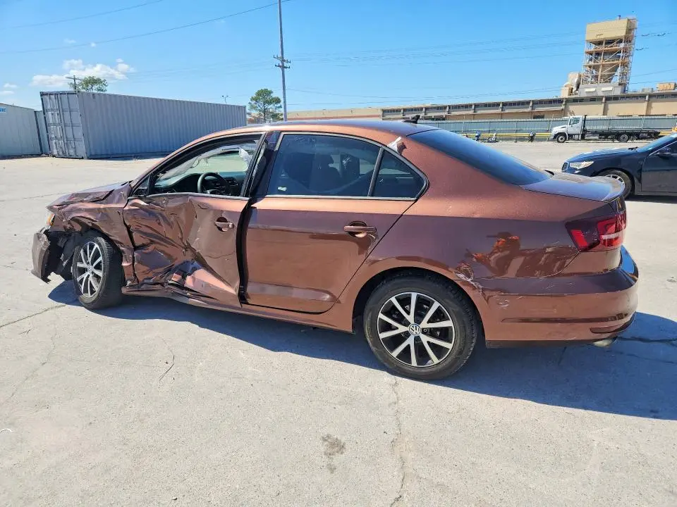 2016 VOLKSWAGEN JETTA SE  