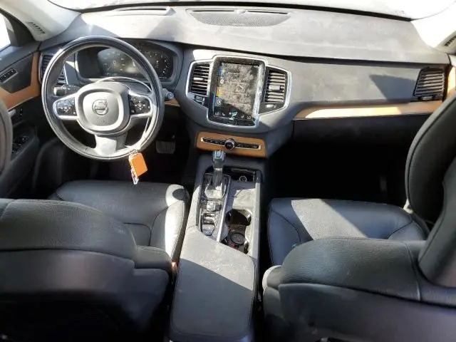 2021 VOLVO XC90 T6 MOMENTUM  