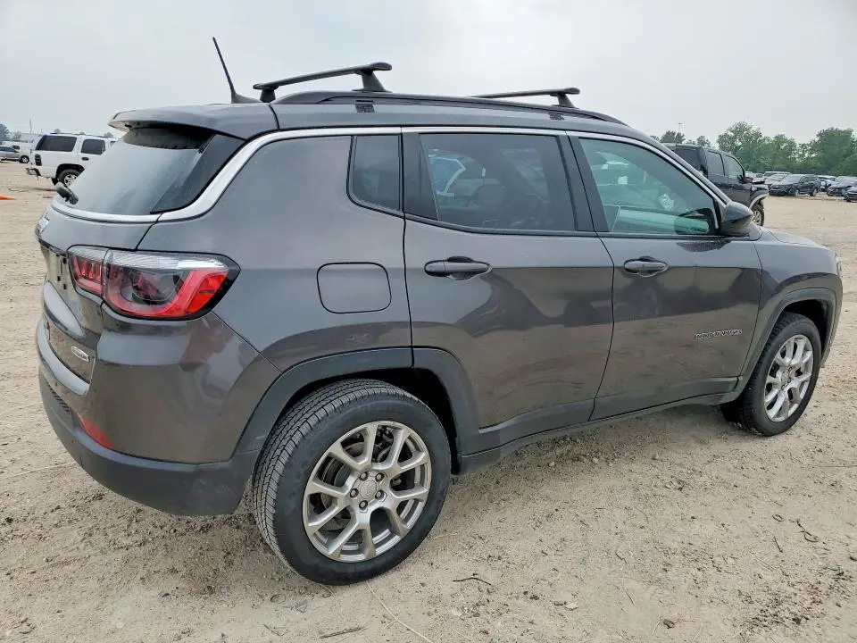 2023 JEEP COMPASS LATITUDE LUX  