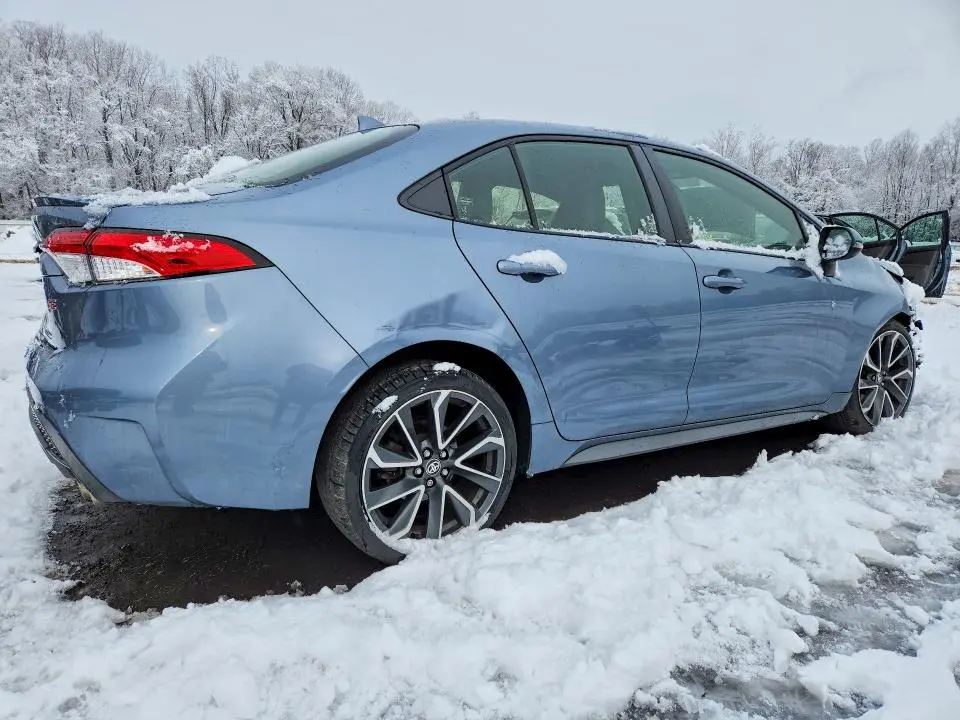 2021 TOYOTA COROLLA SE  