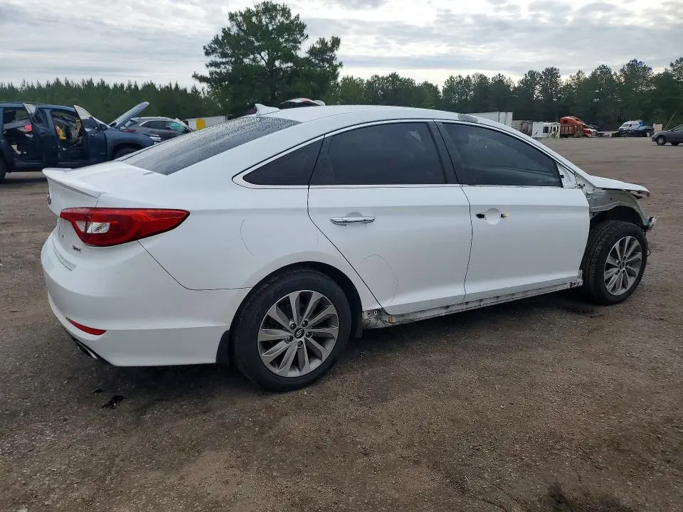 2015 HYUNDAI SONATA SPORT  