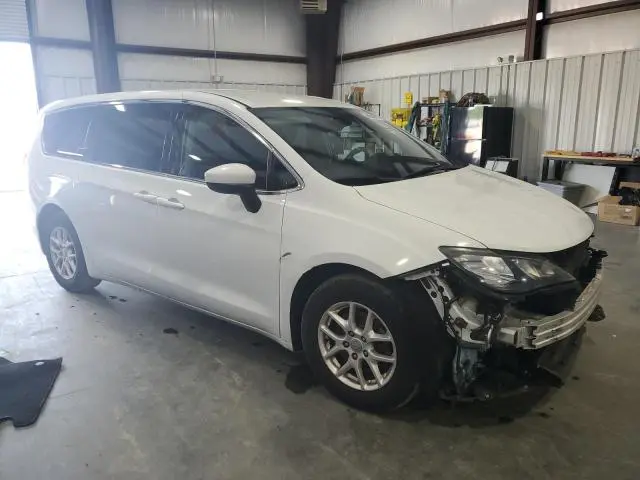 2017 CHRYSLER PACIFICA LX  