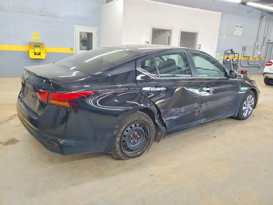 2024 NISSAN ALTIMA S  