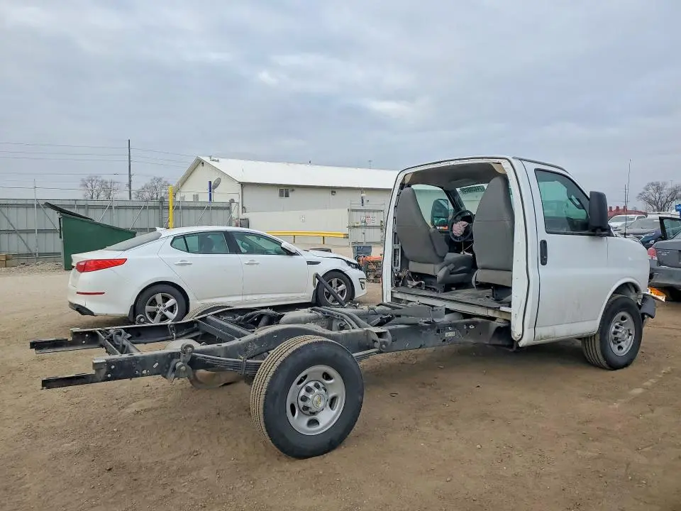 2024 CHEVROLET EXPRESS   