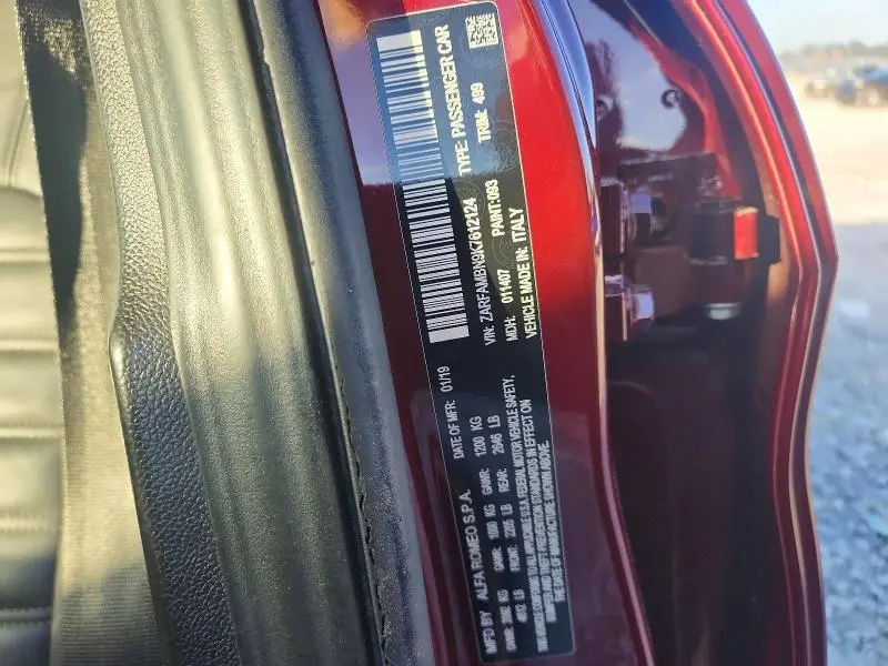 2019 ALFA ROMEO GIULIA TI  