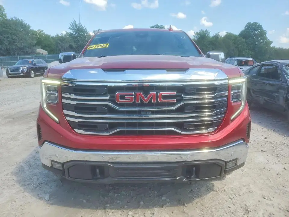 2025 GMC SIERRA K1500 SLT  