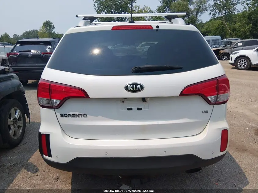 2015 KIA SORENTO LX V6