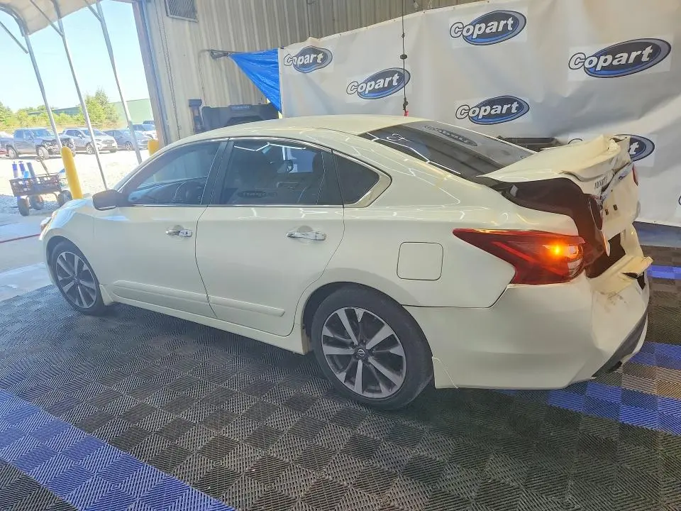 2017 NISSAN ALTIMA 2.5 SR  
