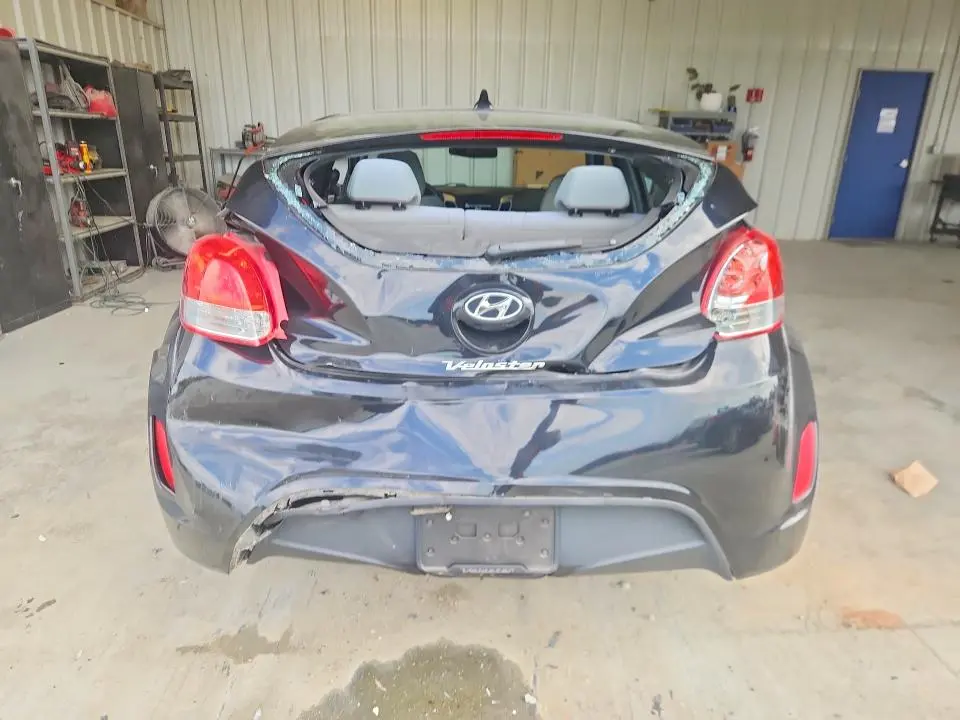 2013 HYUNDAI VELOSTER BASE  