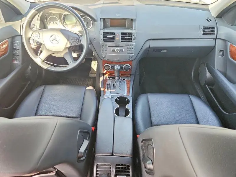 2011 MERCEDES-BENZ C 300  
