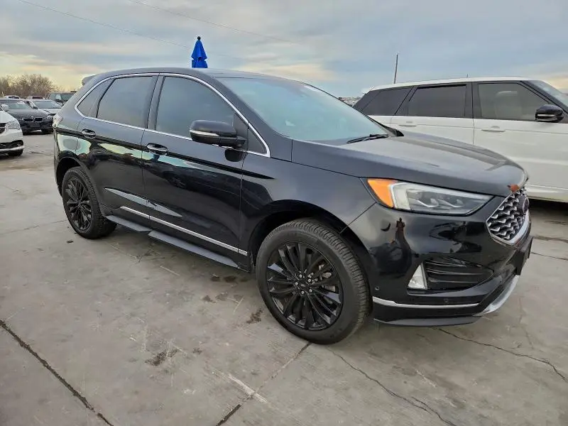 2022 FORD EDGE TITANIUM  