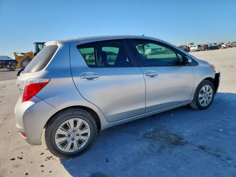 2012 TOYOTA YARIS 5-DOOR LE  