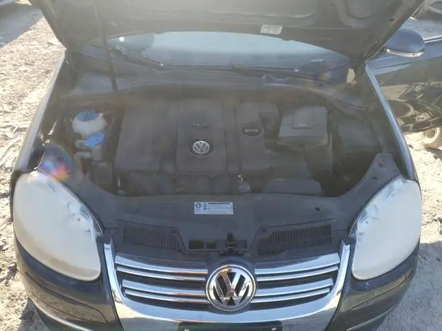 2010 VOLKSWAGEN JETTA S  