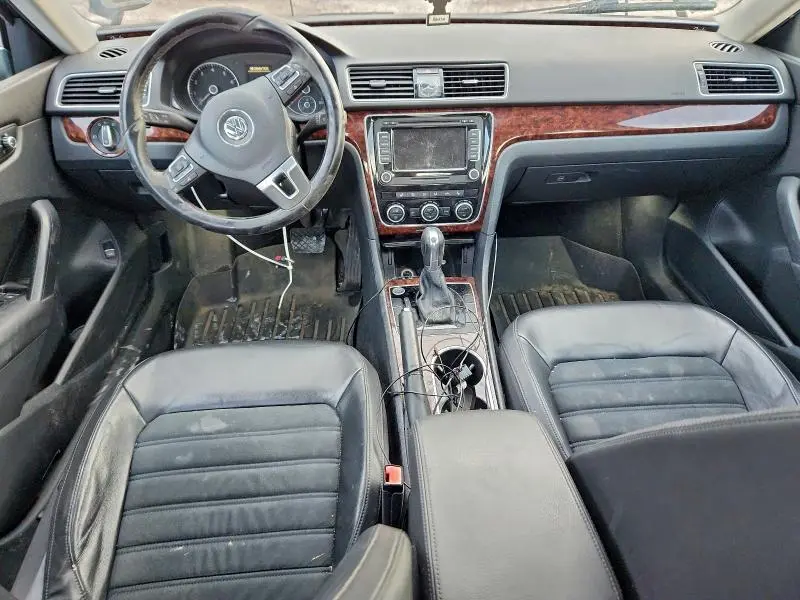 2013 VOLKSWAGEN PASSAT SEL  