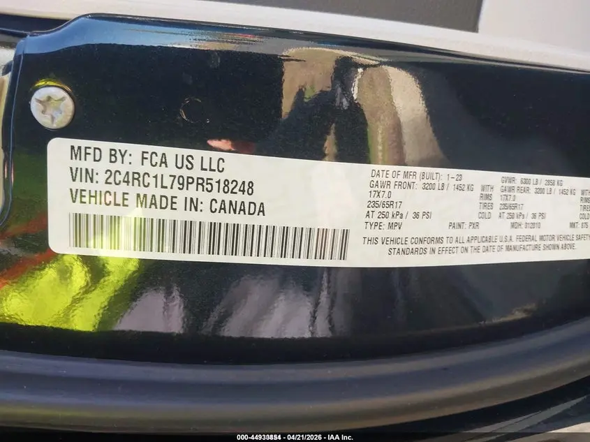 2023 CHRYSLER PACIFICA HYBRID TOURING L