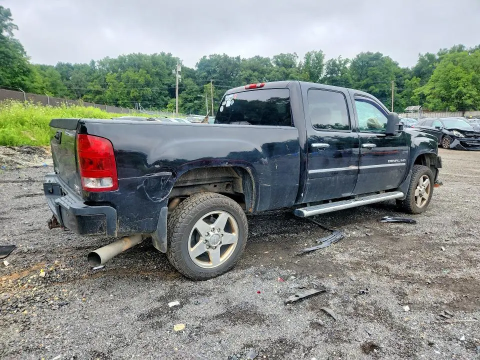 2012 GMC SIERRA K2500 DENALI  