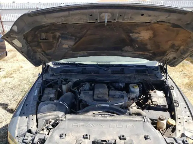2013 RAM 3500 SLT  