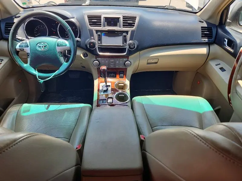 2013 TOYOTA HIGHLANDER LIMITED  