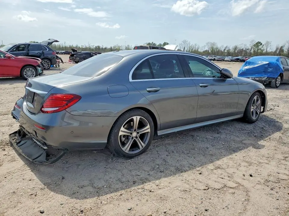 2017 MERCEDES-BENZ E 300  