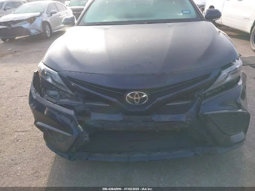 2021 TOYOTA CAMRY XSE