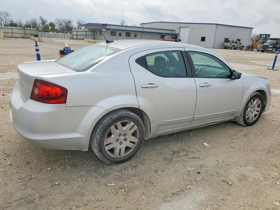 2012 DODGE AVENGER SE  