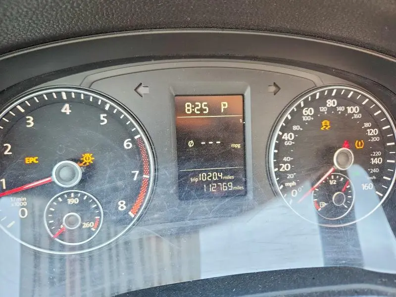 2015 VOLKSWAGEN PASSAT S  