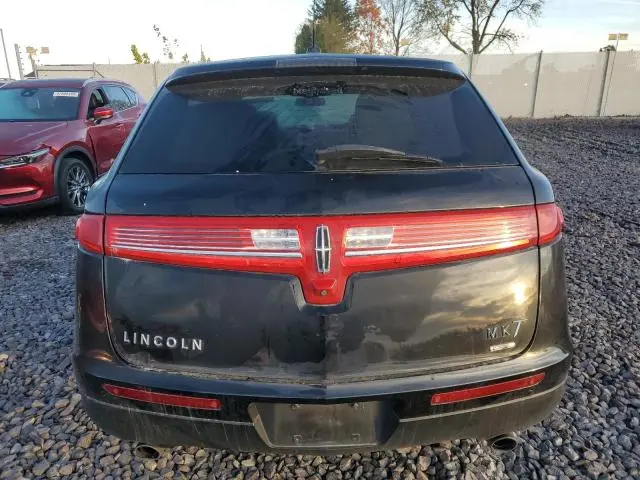 2014 LINCOLN MKT   