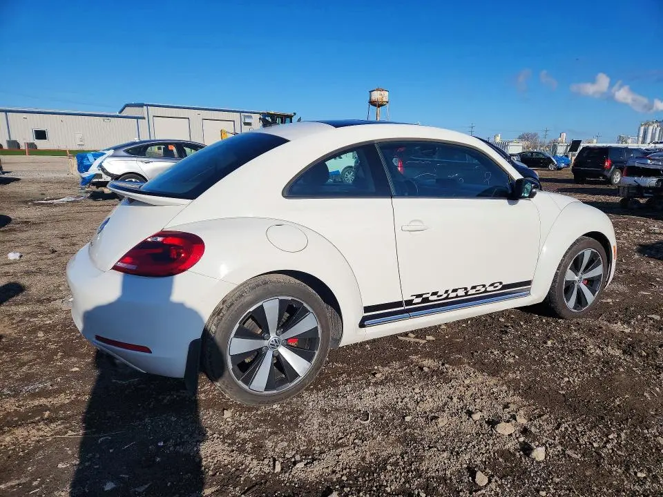 2013 VOLKSWAGEN BEETLE TURBO  