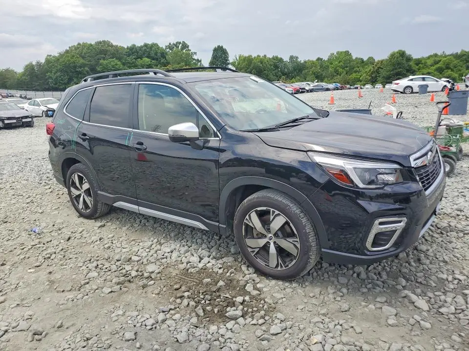 2021 SUBARU FORESTER   