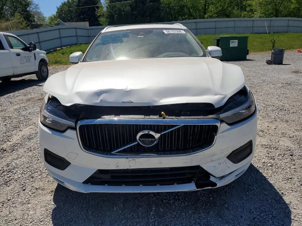 2021 VOLVO XC60 T5 MOMENTUM  