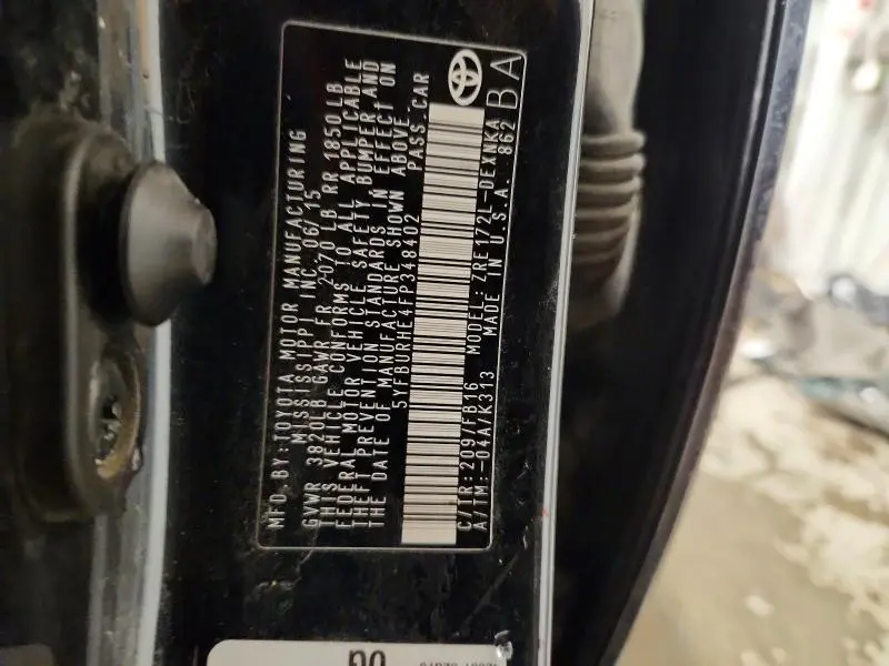 2015 TOYOTA COROLLA LE  