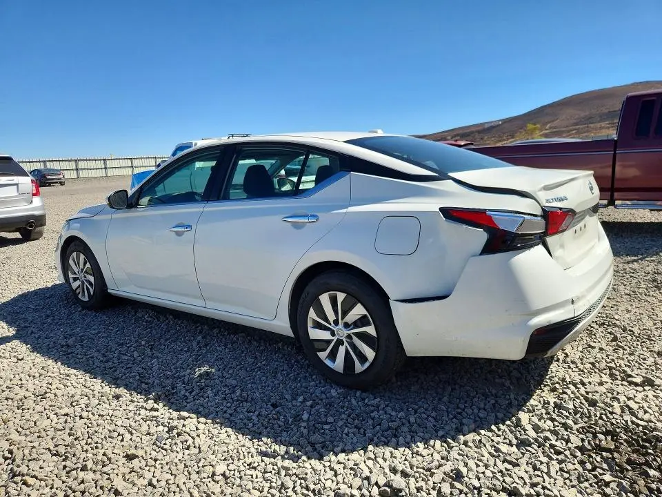 2020 NISSAN ALTIMA S  