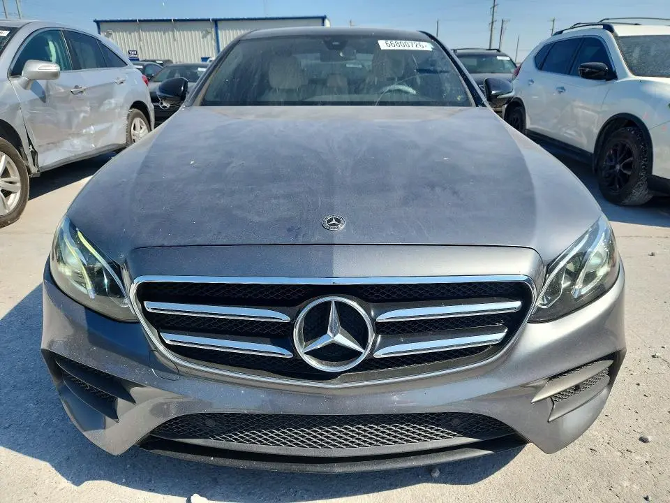 2019 MERCEDES-BENZ E 300  