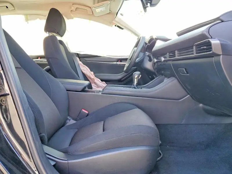 2020 MAZDA 3   