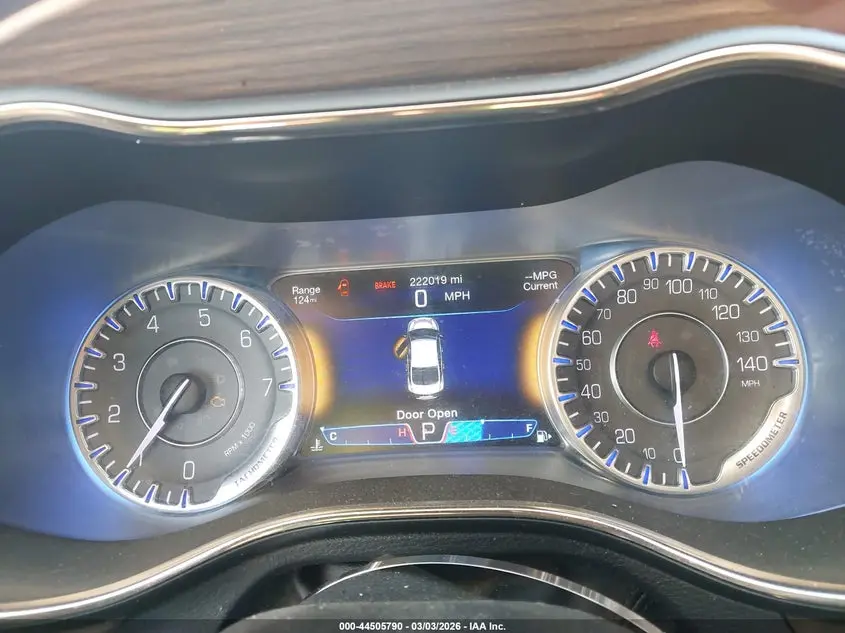 2015 CHRYSLER 200 C