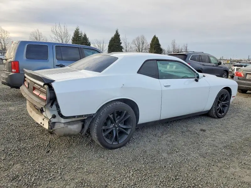 2018 DODGE CHALLENGER SXT  