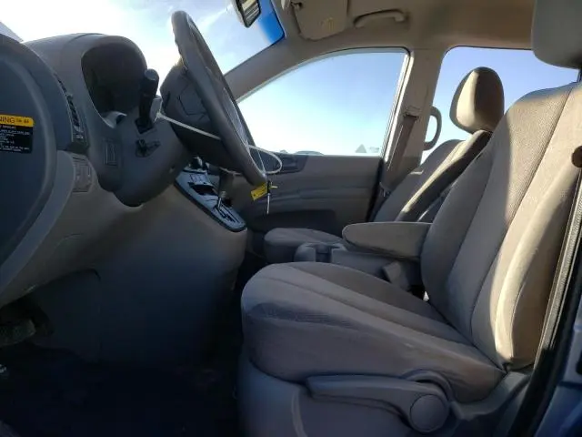 2010 KIA SEDONA LX  