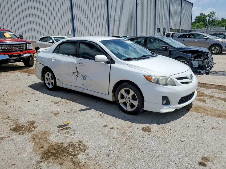 2013 TOYOTA COROLLA S  