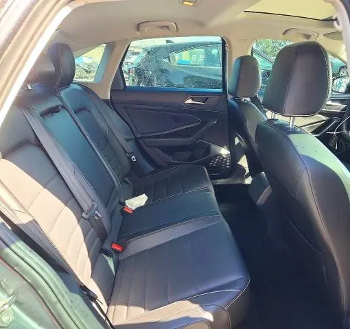 2022 VOLKSWAGEN JETTA SE  