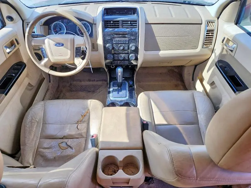 2010 FORD ESCAPE LIMITED  