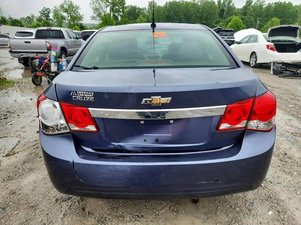 2014 CHEVROLET CRUZE LS  