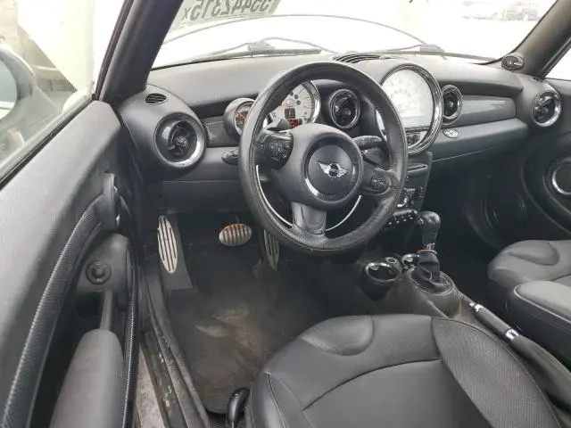 2011 MINI COOPER S  