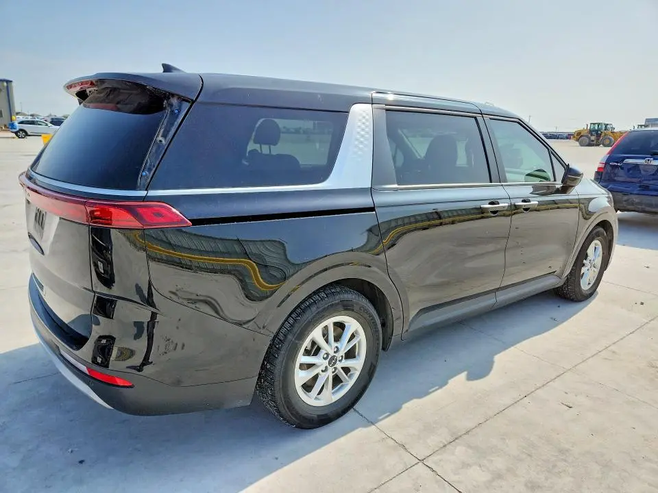2022 KIA CARNIVAL LX  