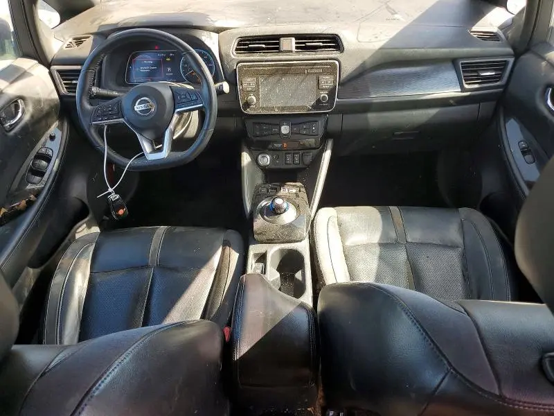 2018 NISSAN LEAF SL  