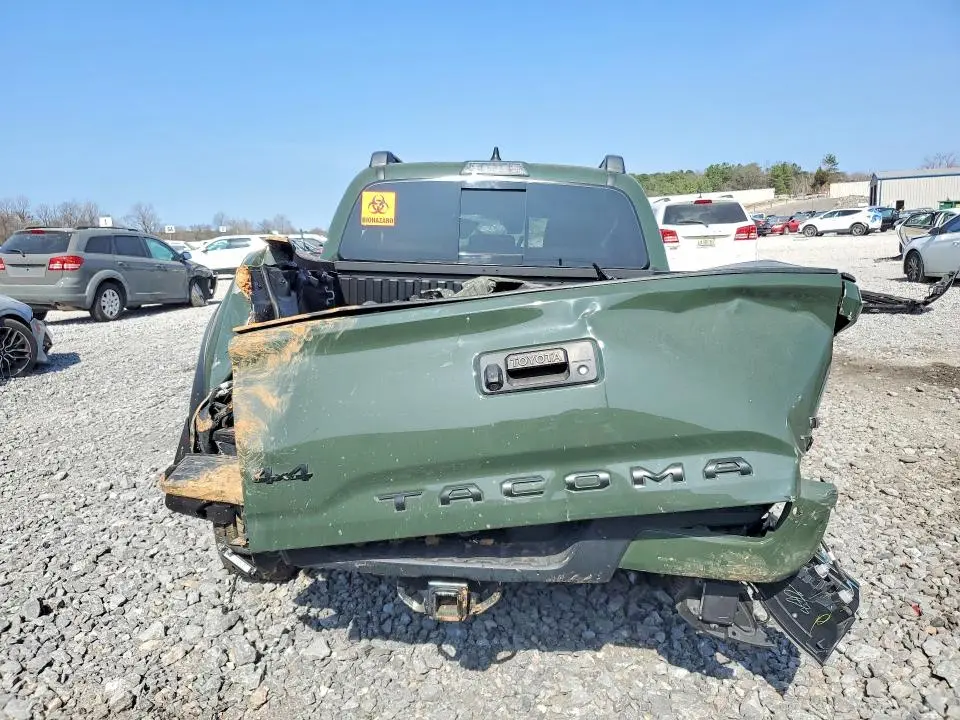 2022 TOYOTA TACOMA DOUBLE CAB  