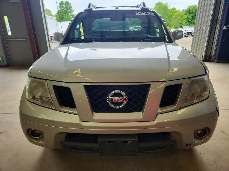 2012 NISSAN FRONTIER S  