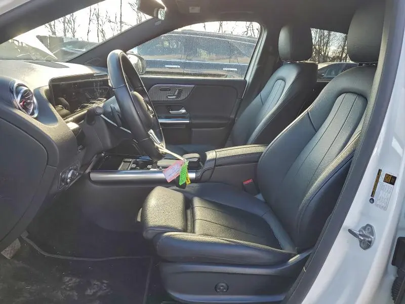 2022 MERCEDES-BENZ GLA 250  